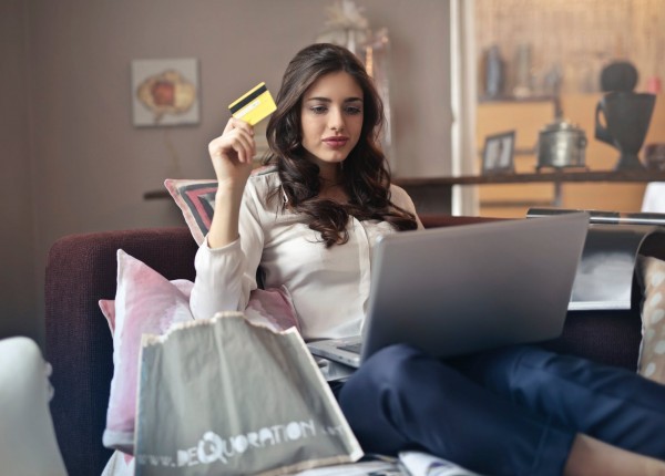 هل تخطط لدخول عالم التجارة الالكترونية … إليك هذه النصائح بناء على تجربتي