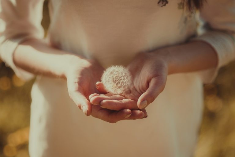 أثر التواضع على الفرد والمجتمع