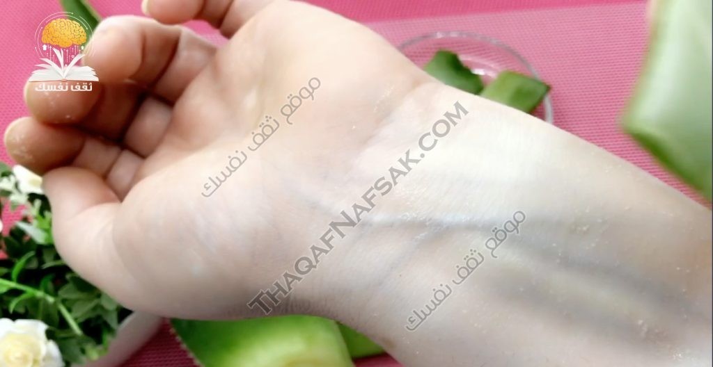 حضري ماسك جل الألوفيرا وصفات ستغنيك عن منتجات التجميل