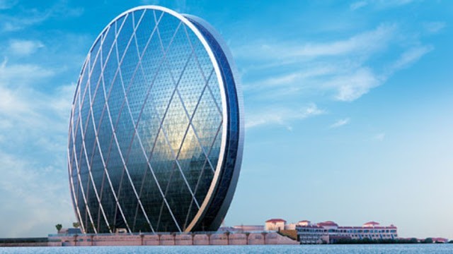 من الروائع المعمارية ” برج الدار المستدير “ من الروائع المعمارية ” برج الدار المستدير “
