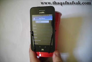 كيف تقوي صوت هاتفك المحمول باستخدام كوب بلاستيكي كيف تقوي صوت هاتفك المحمول باستخدام كوب بلاستيكي