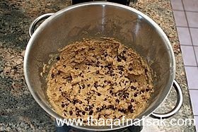 طريقة عمل كوكيز بالشوكولاته بالصور طريقة عمل كوكيز بالشوكولاته بالصور