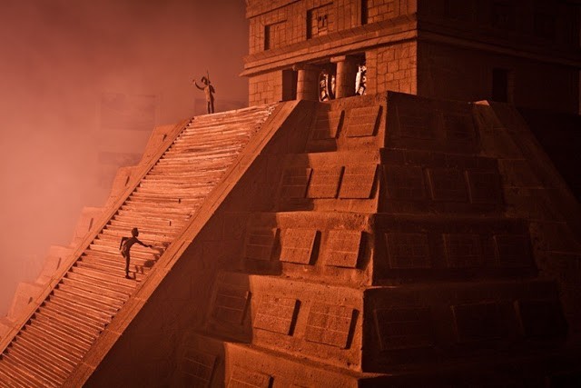 اكبر مبنى منحوت مصنوع من الشيكولاتة اكبر مبنى منحوت مصنوع من الشيكولاتة