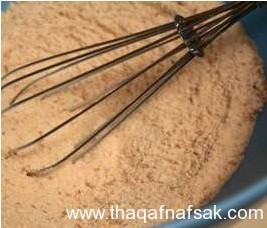 طريقة عمل كيكة البندق بالصور