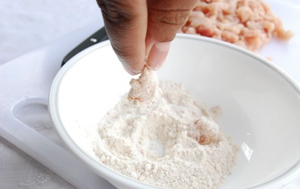 طريقة عمل بوب كورن دجاج بالصور طريقة عمل بوب كورن دجاج بالصور