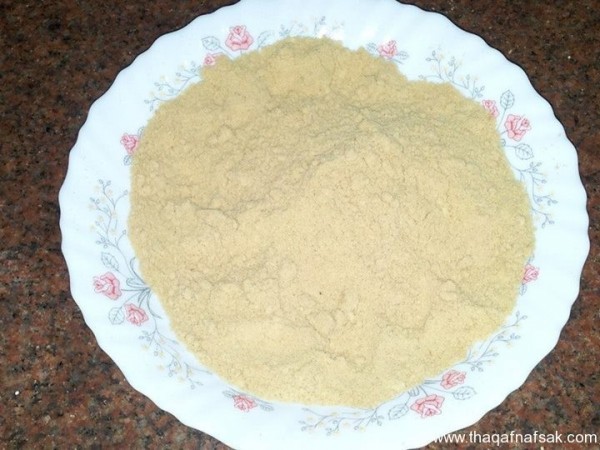 طريقة عمل التشيز كيك بالجلي بالصور طريقة عمل التشيز كيك بالجلي بالصور