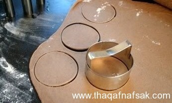 طريقة عمل الكانيلونى بالصور على الطريقة الايطالية طريقة عمل الكانيلونى بالصور على الطريقة الايطالية
