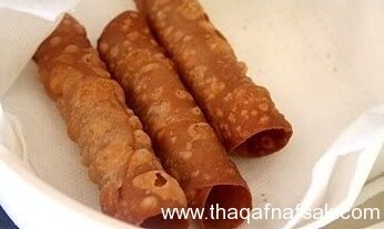 طريقة عمل الكانيلونى بالصور على الطريقة الايطالية طريقة عمل الكانيلونى بالصور على الطريقة الايطالية