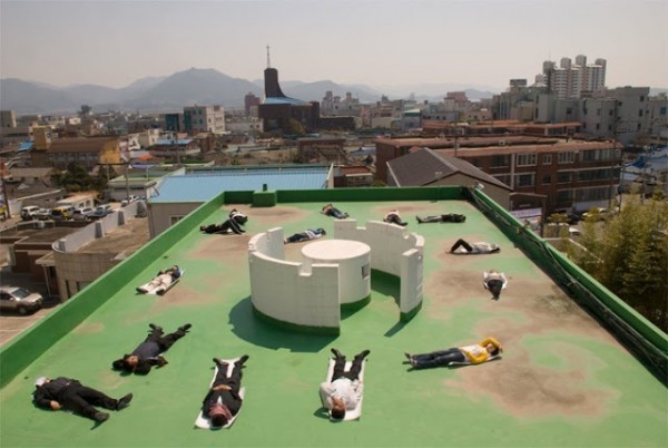 تمدد و تأمل الكون حولك في صمت ، مشروع جديد لأسلوب حياة أفضل