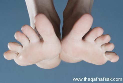 بالصور : اعرف صحتك من قدمك
