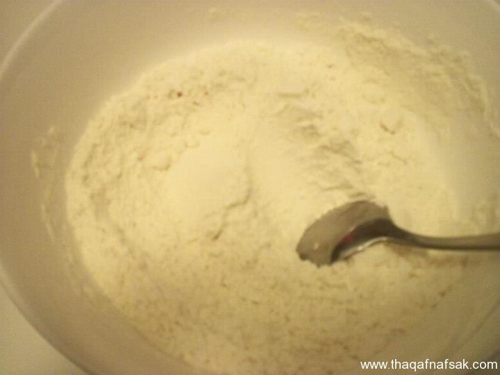 طريقة عمل البيتزا بالسوسيس