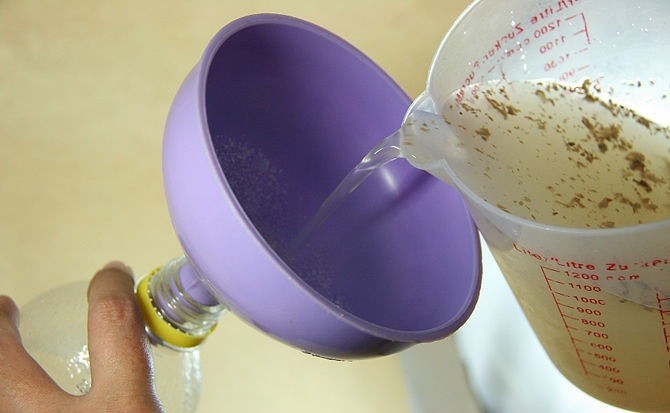 طرق مختلفة لعمل عصير الزنجبيل المنعش. طرق مختلفة لعمل عصير الزنجبيل المنعش.