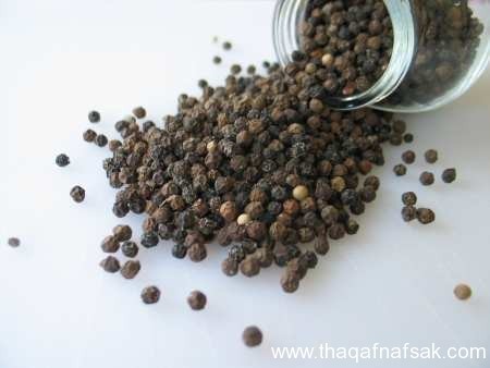 أهم التوابل والبهارات..الفوائد الصحية وعلاقتها بنكهة الأطعمة أهم التوابل والبهارات..الفوائد الصحية وعلاقتها بنكهة الأطعمة