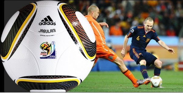 تاريخ تطور صناعة الكرة في كأس العالم تاريخ تطور صناعة الكرة في كأس العالم
