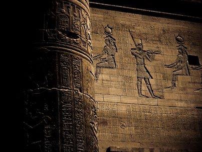 هل تعرف لماذا سميت مصر بهذا الاسم فى اللغة العربية و EGYPT فى اللغة الانجليزية ؟؟ هل تعرف لماذا سميت مصر بهذا الاسم فى اللغة العربية و EGYPT فى اللغة الانجليزية ؟؟