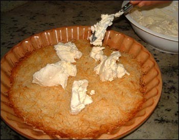 بالصور طريقة عمل الكنافة بالقشطة بالصور طريقة عمل الكنافة بالقشطة