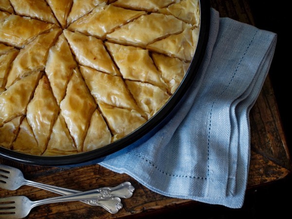 طريقة عمل البقلاوة بالجبن بالصور