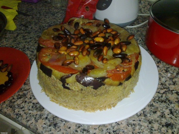 طريقة عمل مقلوبة الدجاج بالخضار بالصور