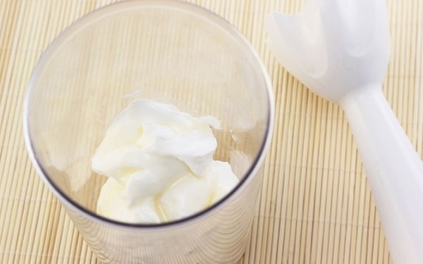 بسهولة تعلم طريقة عمل ايس كريم بالموز بالصور بسهولة تعلم طريقة عمل ايس كريم بالموز بالصور