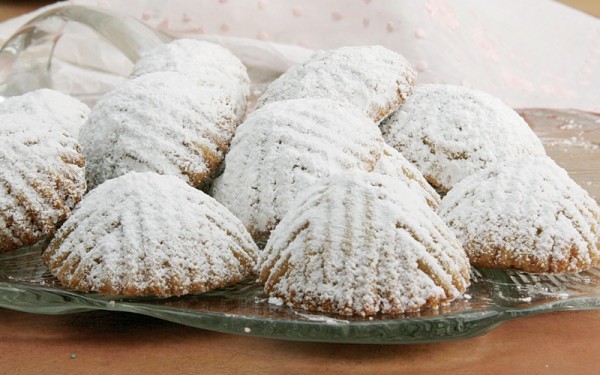 طريقة عمل كعك العيد بالصور المحشو بالمكسرات