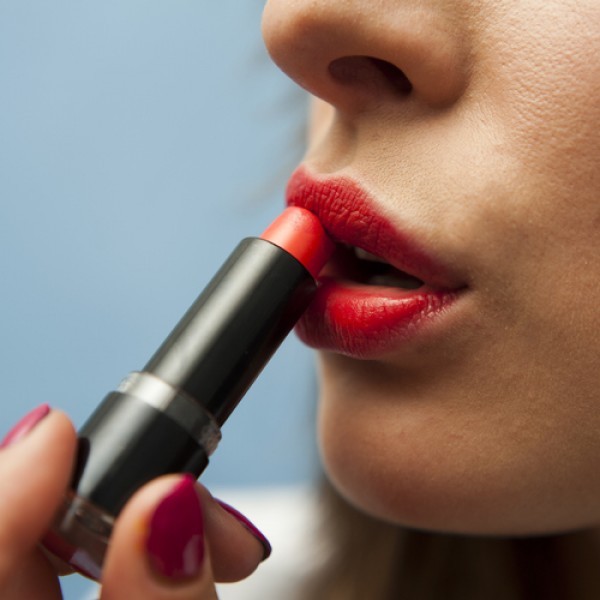 مكياج الشفايف الصغيرة نصائح يجب الاخذ بها إذا كانت شفتيك رفيعة