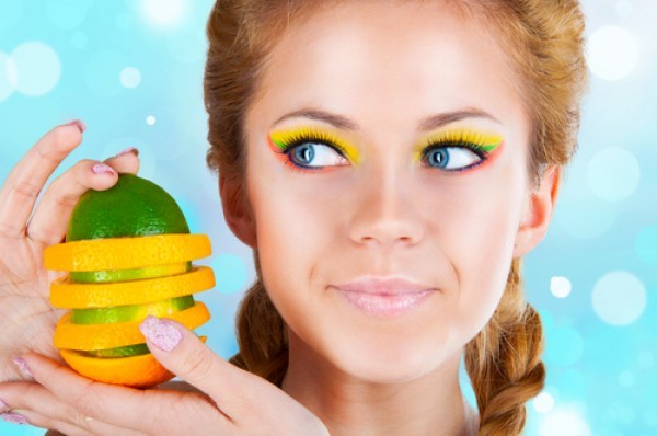 الأطعمة المفيدة لصحة العين العشرة الأقوى التي تفيد عينك ونظرك