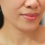 اهم الخطوات لتفتيح المناطق الداكنة حول الشفاة اهم الخطوات لتفتيح المناطق الداكنة حول الشفاة