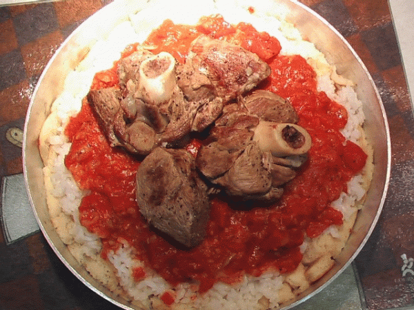 طريقة عمل الفتة باللحم الضانى أشهى الأطباق أستمتع بهذه الوصفة اللذيذة