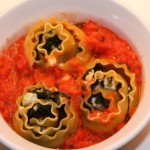 خطوات طريقة عمل لازانيا بالسبانخ بالصور وصفة جديدة ولذيذة لفائف اللازانيا