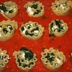 خطوات طريقة عمل لازانيا بالسبانخ بالصور وصفة جديدة ولذيذة لفائف اللازانيا