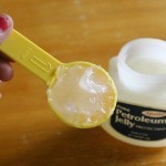 بنفسك في المنزل تعلمي طريقة عمل الماسكرا بالصور والخطوات