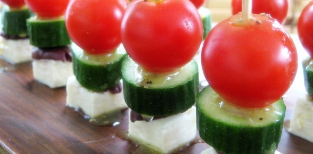 بالصور طريقة عمل الجريك سلاد الصحية بشكل مختلف و لذيذ