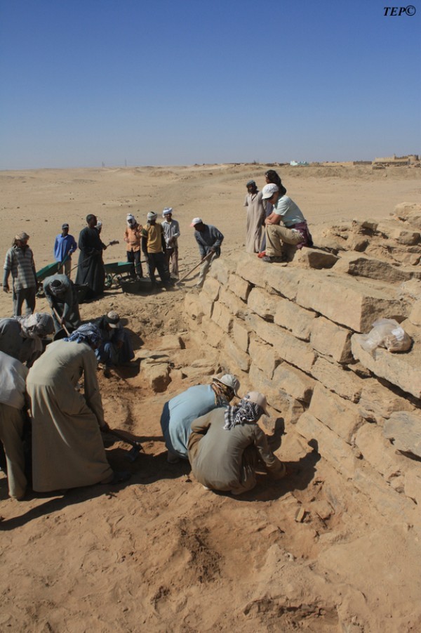 حقائق عن تاريخ بناء الأهرامات في مصر ! أهرامات الجيزة لم تكن الاولى حقائق عن تاريخ بناء الأهرامات في مصر ! أهرامات الجيزة لم تكن الاولى