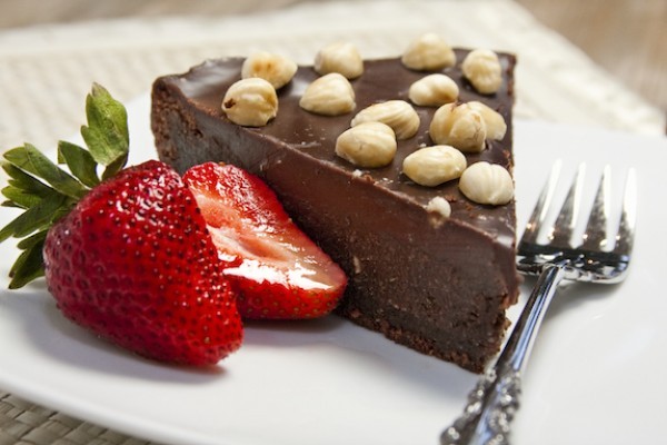 طريقة عمل كيكة النوتيلا بالصور وصفة سريعة و غير تقليدية