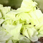 طريقة عمل حساء الكرنب ٣ طرق لتحضيره “باللحم- بالخضار -و وصفة لإنقاص الوزن”