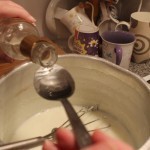 لشتاء دافئ استمتعوا مع طريقة عمل السحلب بالصور على أصوله