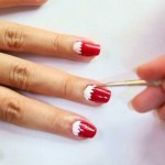 بالصور زيني أظافرك مع طريقة رسم الأظافر على شكل فراولة