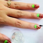بالصور زيني أظافرك مع طريقة رسم الأظافر على شكل فراولة