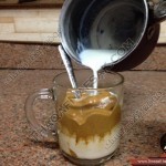 بالصور وصفة عمل النسكافيه بالرغوة كالمقدم في الكافيهات