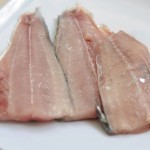 بالصور تعلمي تحضيري السمك المشوي بوصفته الأصلية اللذيذه