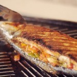 بالصور تعلمي تحضيري السمك المشوي بوصفته الأصلية اللذيذه