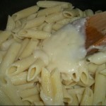 بالصور عمل المكرونة بالبشاميل باللحمة المفرومة لست البيت الشاطرة