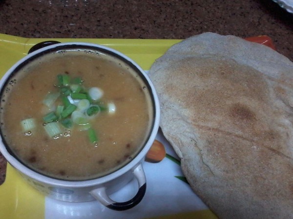 بالصور تحضير شوربة عدس على الطريقة المصرية ” وصفة سهلة ولذيذة”