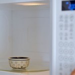 عمل زبدة الكاكاو بجوز الهند لتنعيم الشفاه في البيت