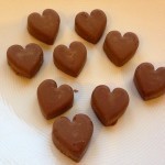 أسرع طريقة لعمل قلوب الشوكولاته