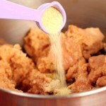 لمحبي الوصفات الرومانسية قلوب رقائق التورتيلا للفلانتين بالصور