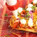 لمحبي الوصفات الرومانسية قلوب رقائق التورتيلا للفلانتين بالصور