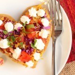 لمحبي الوصفات الرومانسية قلوب رقائق التورتيلا للفلانتين بالصور