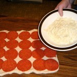 طريقة عمل لفائف البيبروني ” البيتزا الملفوفه “