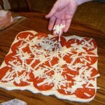 طريقة عمل لفائف البيبروني ” البيتزا الملفوفه “